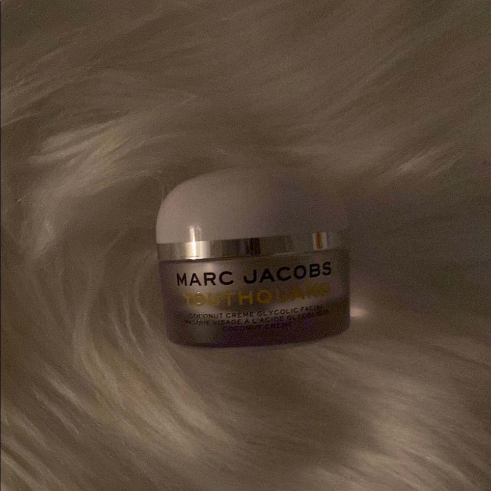 New Marc Jacobs Youthquake Cream - Picture 10 of 11